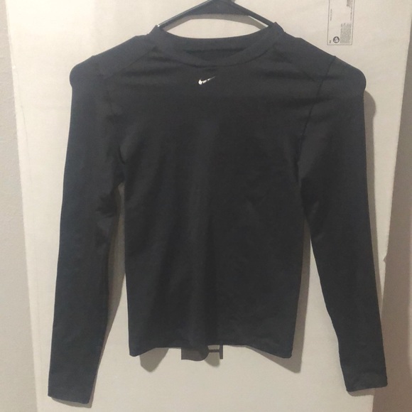 BLACK(SMALL) NIKE SHIRT - Picture 1 of 2